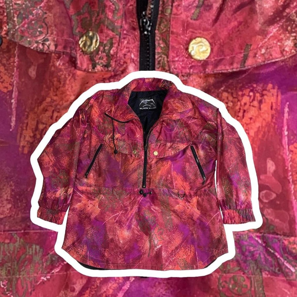 Black bear vintage ski jacket